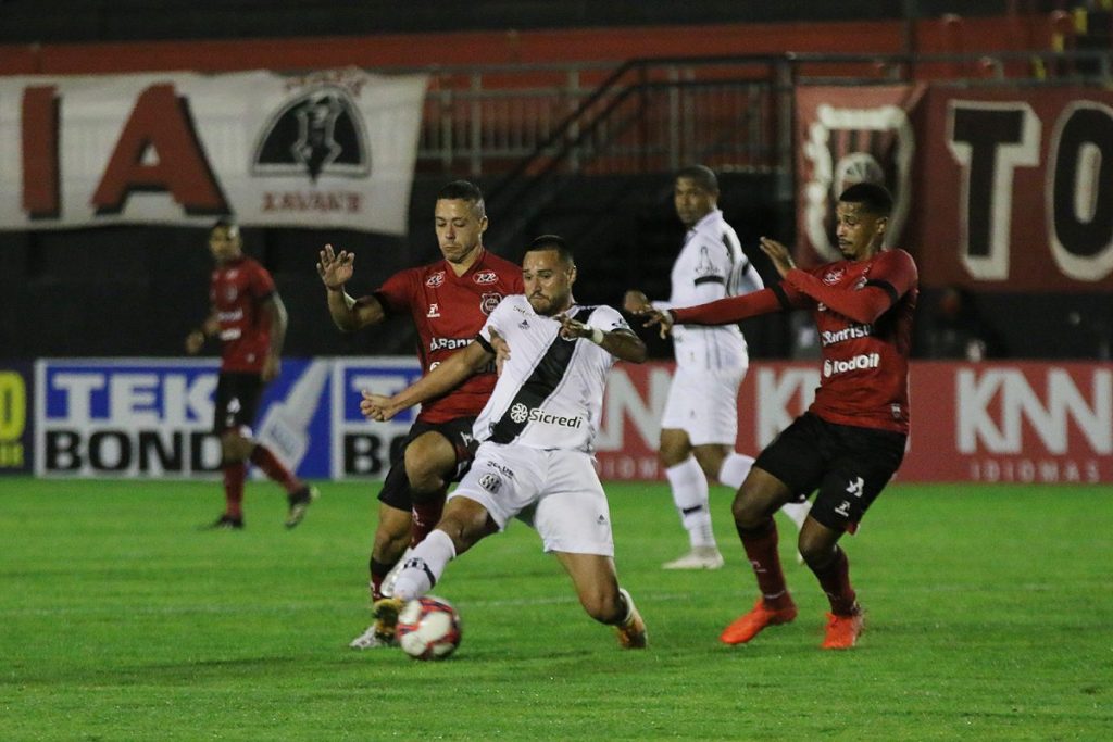 Lucas Cardoso é emprestado para o Botafogo-SP - Portal MT